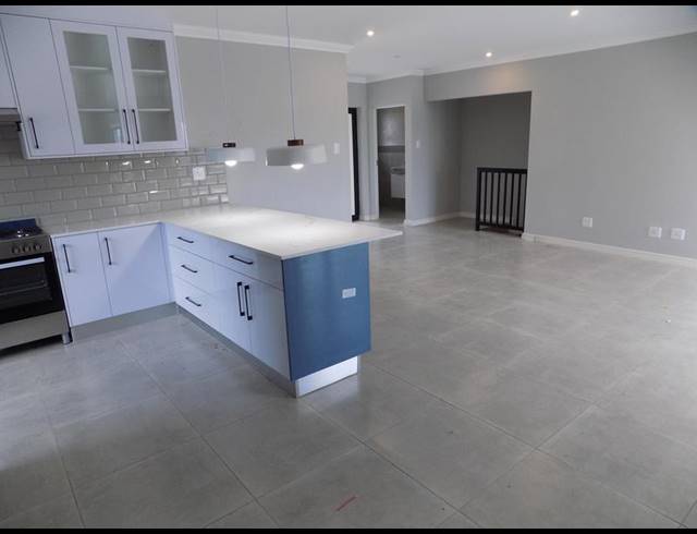 3 BEDROOM HOUSE FOR SALE IN FRAAIUITSIG